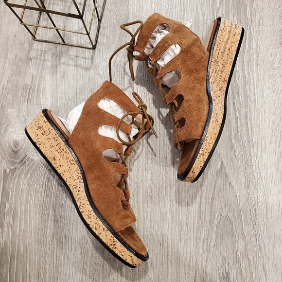 NEW Bettye Muller Lace Up Gladiator Wedge Sandals - Picture 3 of 7